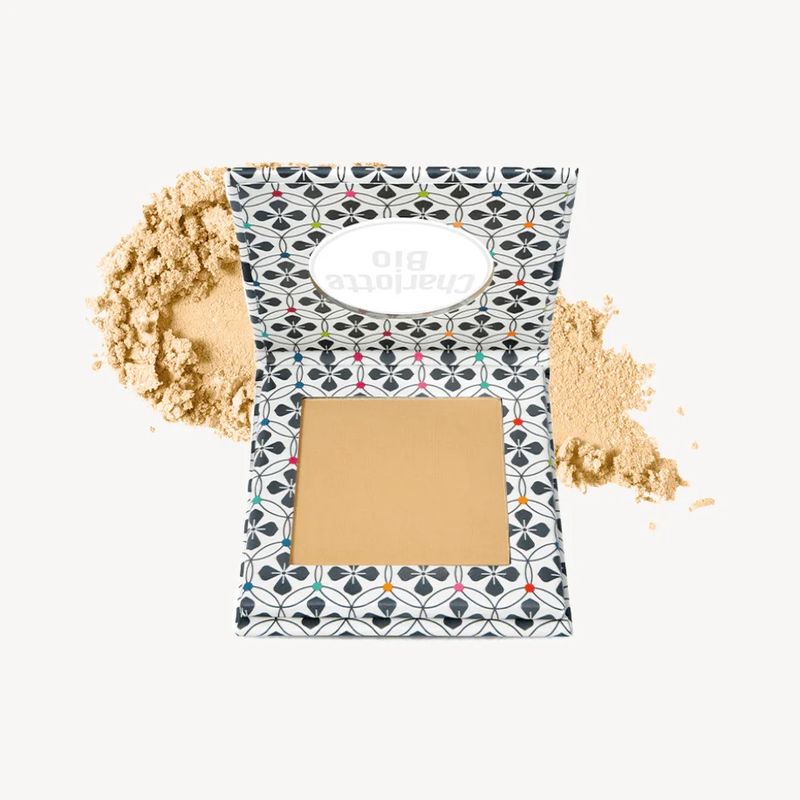 Compact Powder - 03 Sand | Charlotte Bio